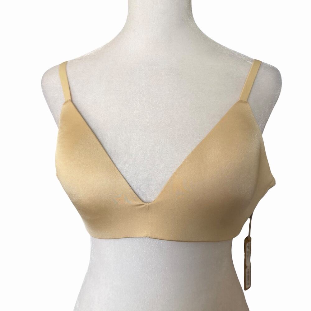 NWT SKIMS Womens 32D Wireless Form T-Shirt Bra Nude Butter Beige Comfort